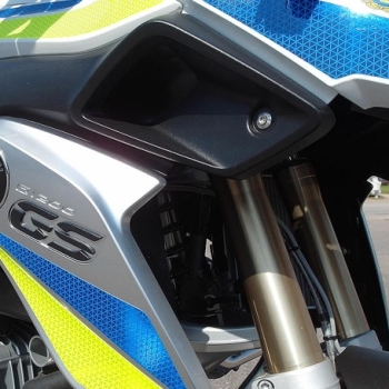 Autocolant reflectorizant politie si vehicule speciale ORALITE VC 612 Flexibright